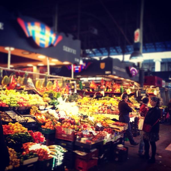 andrearotella1's tweet photo. Mercato di Barcellona http://t.co/rL4Yc1xI
