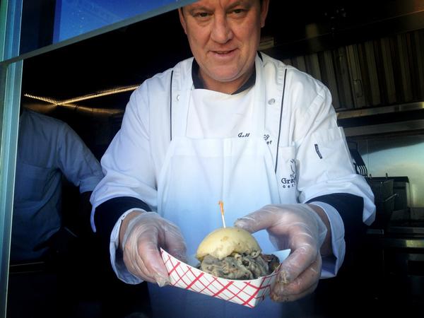 A sneak peak at Chef Jeff and his famous #ItalianBeef sliders! #StreetEats #Mmmm