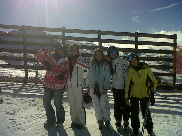 laummestanza's tweet photo. @begii @moreno_ali @carlotaardilla #lupe http://t.co/IhAJkZzM