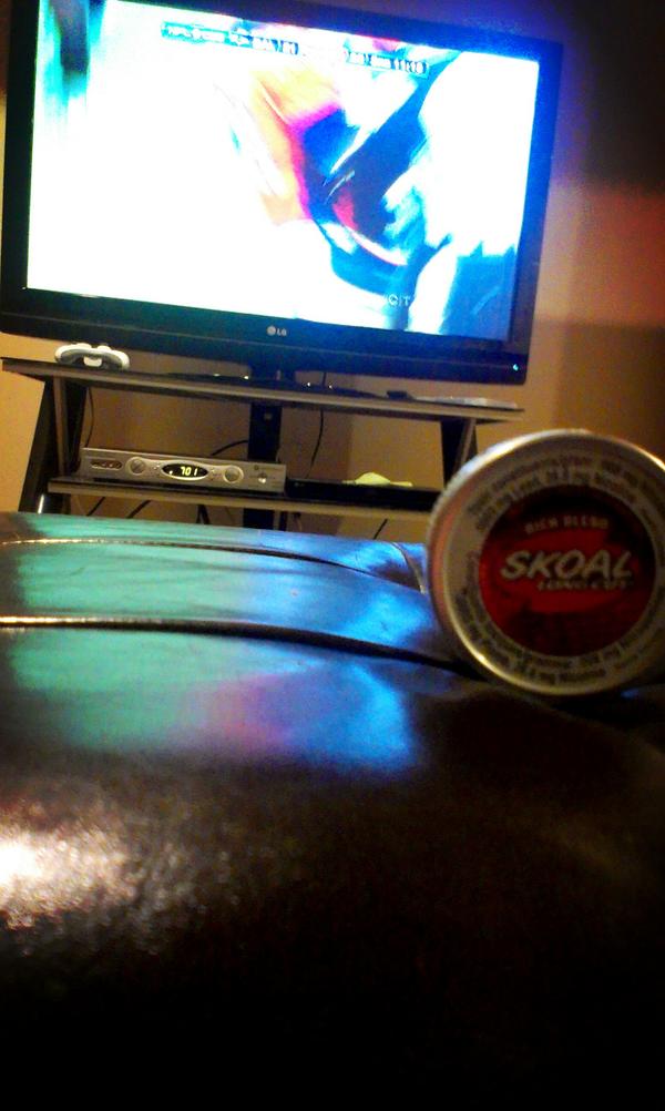 TrueCanadianDip tweet picture