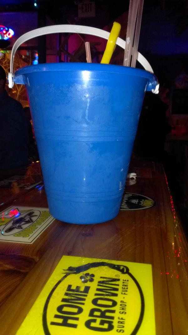 kamweir's tweet image. #BucketStyle of Vodka Tonic #Cuse