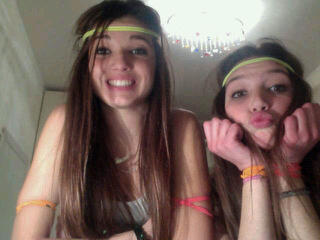 Fedee2106's tweet photo. #FluoParty™ @BeckyStaffelli ♥ http://t.co/1yHC4YBK