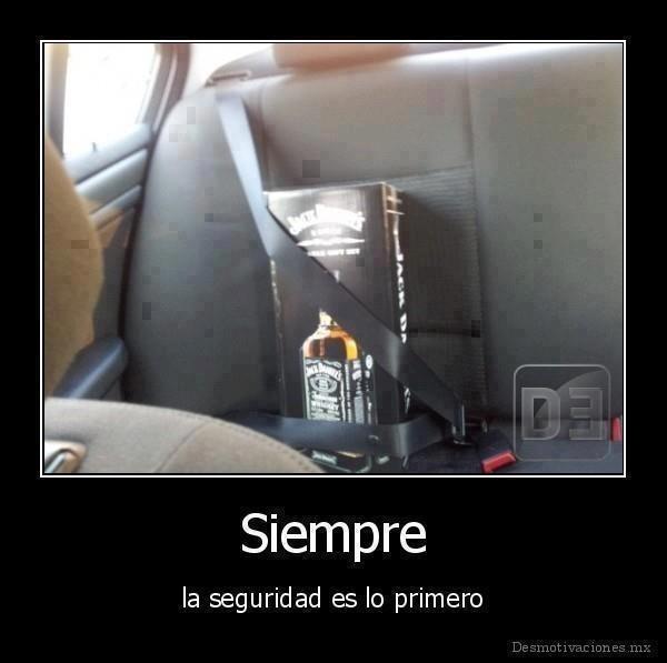 diegocely's tweet photo. Vale más la seguridad que la policía @cacs8301 @frank1366 http://t.co/BlilfKtt