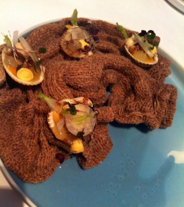 SergioHerman's tweet photo. Sunday snack: clams, yuzu &amp; quinoa. http://t.co/fN0YgC5I
