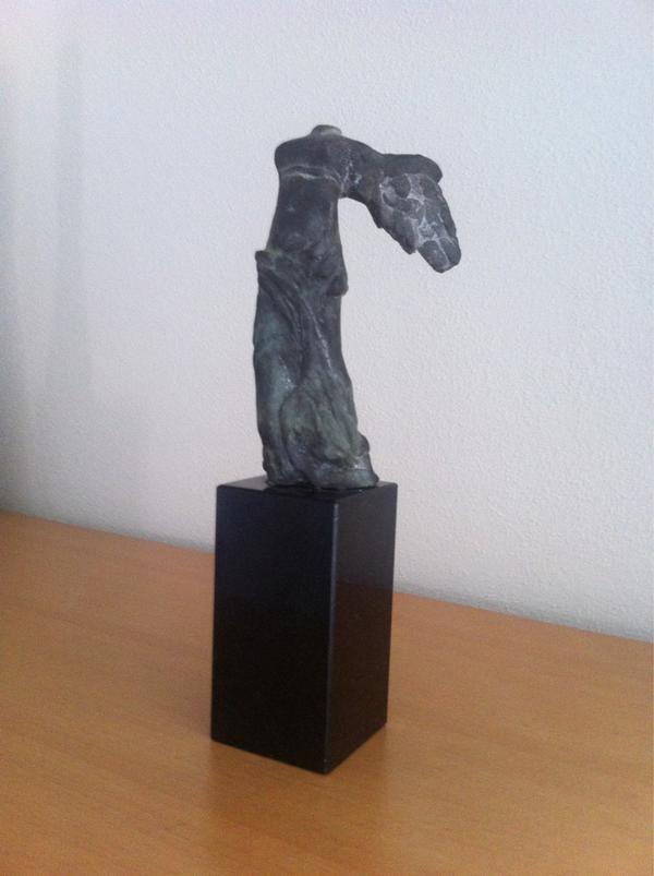 vanbuggenum's tweet image. En toen werd ik ineens Ridder ( in de orde van Niekée)