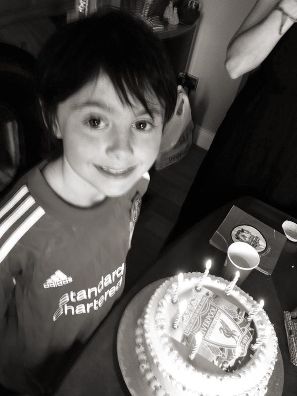 Guess who I support???? Come'on the reds!!! #YNWA