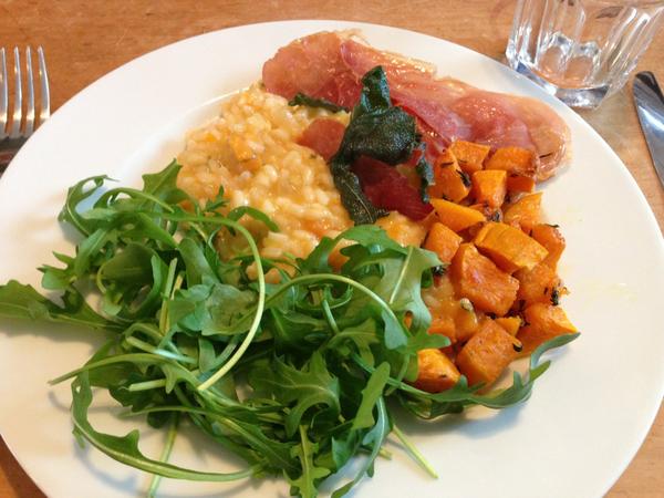 emsoames's tweet photo. India willis is a star! Butternut squash risotto with Parma ham and sage @HarrySymington @Ant_Symington http://t.co/1yX5BOFh