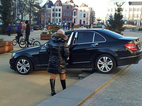 devissershaven's tweet image. Dit was vanmiddag op het #bellamypark! Dankzij @gem_vlissingen die het verdomt verkeerspaal te repareren! #alweer