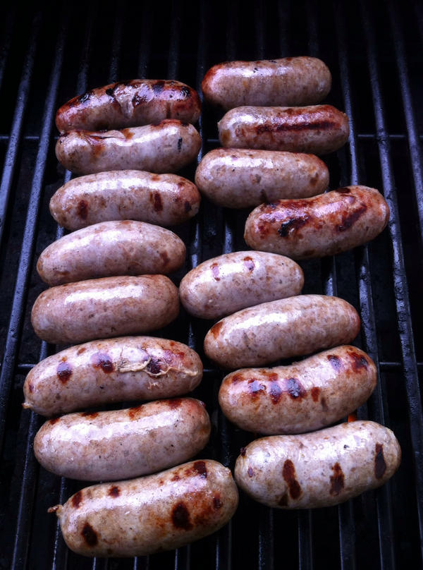 BellsBrewery's tweet photo. One more to whet your appetite - view from the grill! #KBW2013 #BellsSmoker #BeerBrunch @KzooBeerWeek http://t.co/eSwVdlQZ