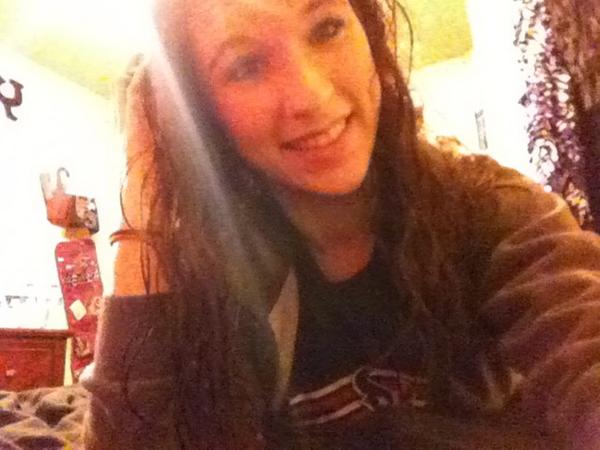 bkingbby_'s tweet image. texans sweater. #whadddup ❤💙🏈☺👌