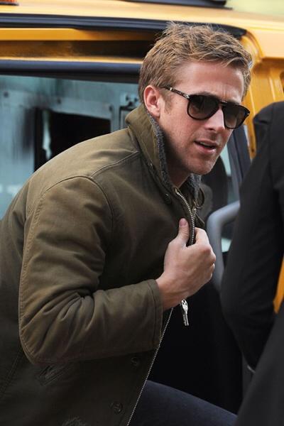 美品✳️PERSOL 3105S サングラス ペルソール ライアンゴズリング ライアン・ゴズリングがお手本！冬スタイルにもマッチするペルソールの