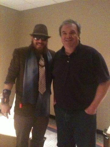 SteveThomsonMN's tweet image. Met Nicholas David @thefeelin @wccoradio today.  He is a helluva good guy!