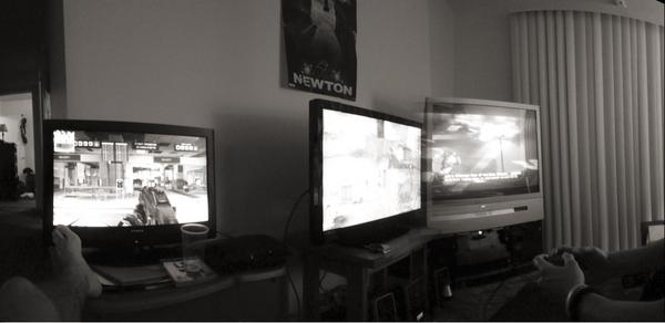 DestryMurray's tweet image. This is how me and @bmarchand18 do things. #3tvs #cod #eaglepointelife