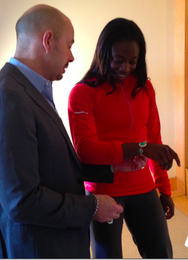 AbellanNewYork's tweet image. Olympic Gold Medalist @JenebaSylvia looking stunning in this #AbellánNewYork bracelet. #StyleLab #GoldenGlobes #jewelry