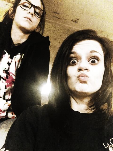 jetQueeen's tweet image. What up babygirl #lover #trippyasfuck #onourlevel #youwishyoulookedTHATgood @xlauraloveex