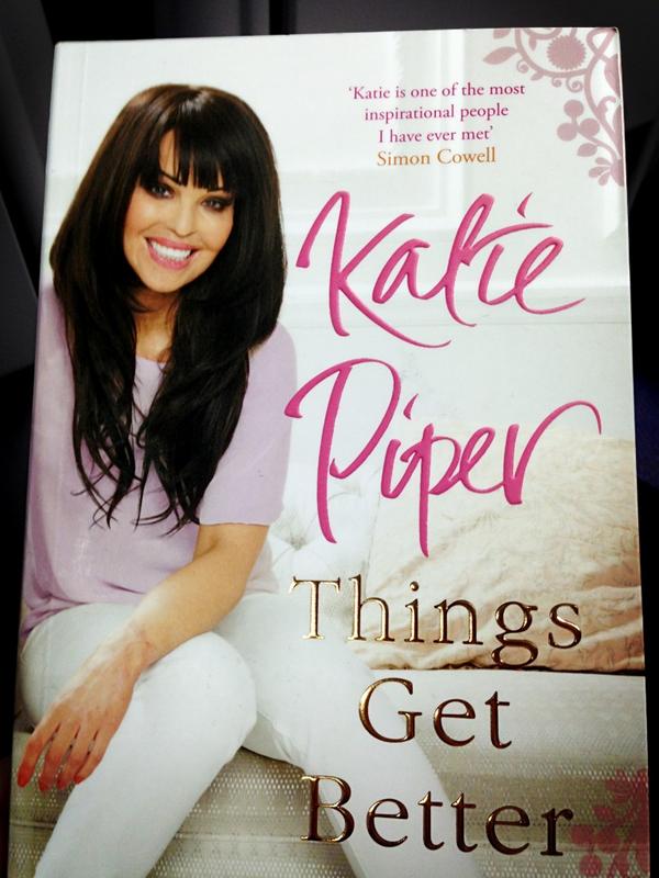 AliiRussell's tweet image. @KatiePiper_ the one thing getting me through my train journey! Amazing! #thingsgetbetter #inspiring #thingsarentsobad