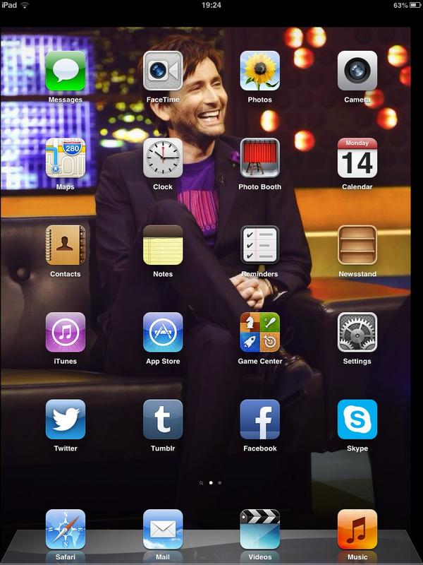 David Tennant tweet media