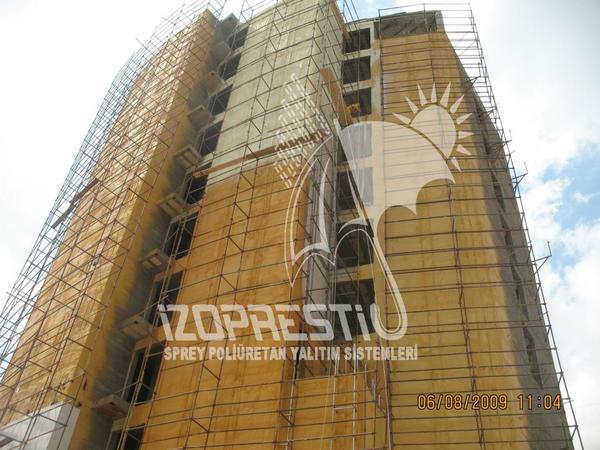 Dış Cephe Giydirme Sprey Poliüretan Uygulaması..