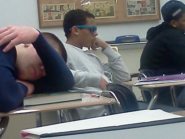 sav_melville's tweet image. @BlakeDirt what a tool.... #econclass