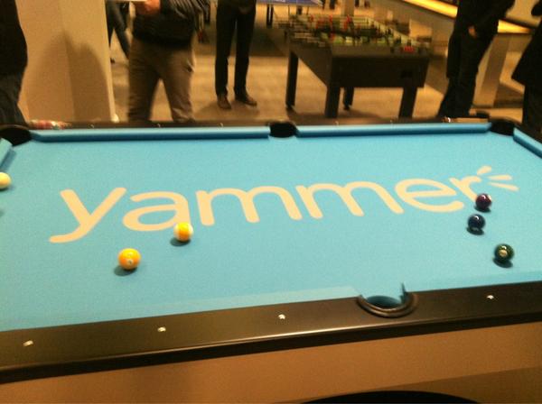 brasstacksbritt's tweet photo. Only seems appropriate to tweet about today's big move into the Twitter building. Big moves for @yammer http://t.co/T7djimwF
