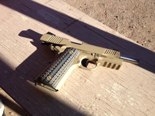 AnarchyArms's tweet photo. “@ANARCHYBRANDON: The new Marine Pistol from @ColtFirearms. #shotshow http://t.co/8XOiVo0k  DOPE... @RECONMARINE03. YUP VERY NICE! FINALLY..