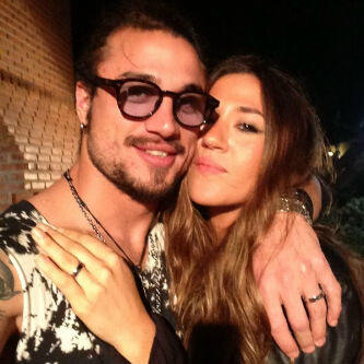 BAlwKYnCUAAhI7_.jpg:large