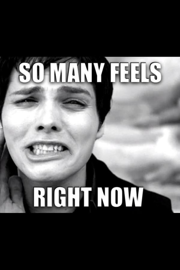 ariarmycookies's tweet photo. I CAN'T EVEN MAY I DIE NOW A WORLD WITHOUT HMV IS SO LONLEY. http://t.co/DA0EYnJL