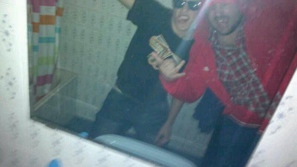 adanferreras23's tweet photo. "Dos artistas muy artistas" http://t.co/mrbLKOEJ