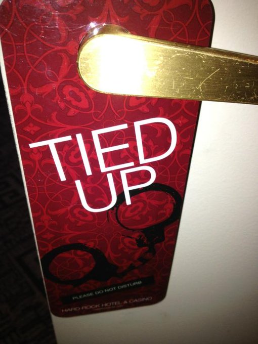 Now i'm shooting a light bondage g/g scene. http://t.co/OEnAh8nS<a href="/tag/titmaspresent"class="tags"><span>#titmaspresent</span></a>