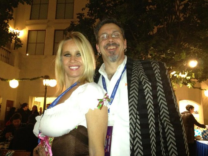 My buddy from mojo hosting. http://t.co/rYC1oFZw