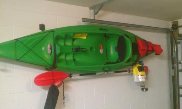 grounded_nick's tweet photo. Kayak's high and dry thanks to @eugenes_ghost http://t.co/RG4PJ4N9