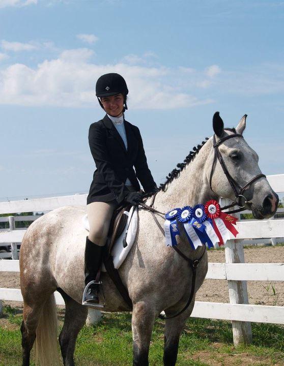 CanadianEquestr's tweet photo. My greenies first show (: #mindthetwisted #stirrup http://t.co/PDLkrzfB