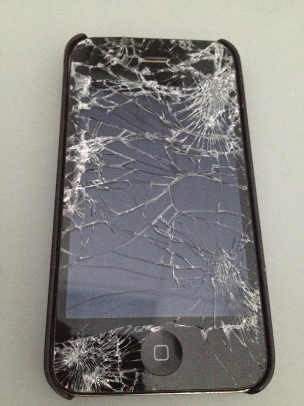 1L0VELAMP's tweet image. those stupid tweets that look like your screen is cracked wont bother me! #shortcut #badsolutions #ithuststolookat