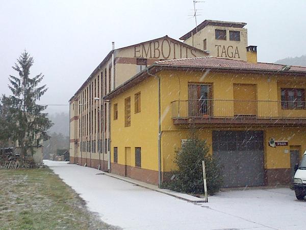 Nevada amb força a Sant Joan de les Abadesses, com no han de sortir bons els nostres embotits ! amb aquest clima