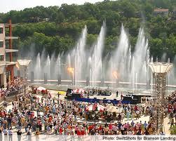 RealEstateBPB's tweet photo. Great time to come to Branson Missouri! http://t.co/rtRG7bAJ http://t.co/KHoGdCpv