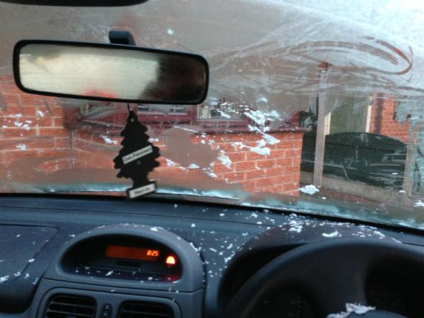 mcgrath1999's tweet image. I hate my car #noteventhatcold