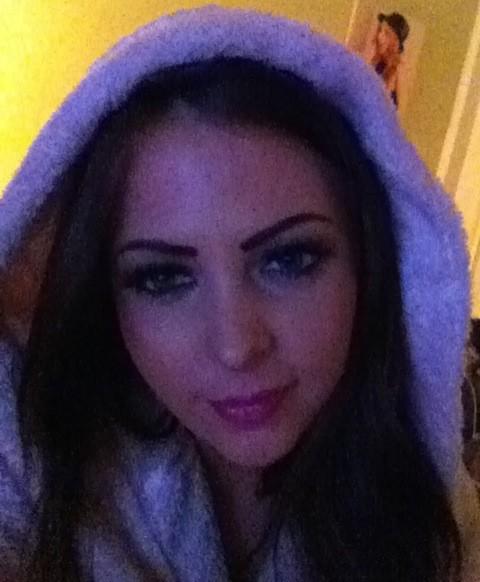 iammorganmay's tweet photo. Snug as a bug in a rug http://t.co/wfG1EzZj
