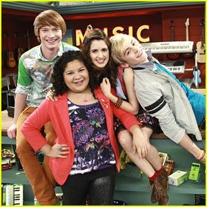 ethan_sara's tweet photo. ** Onnnnnwt , Seeus Lindoos ♥____♥ http://t.co/8ahHhXBe