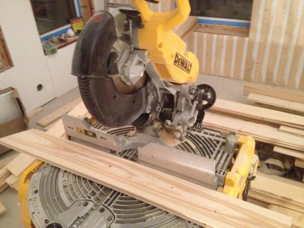 RiverplayTyler's tweet photo. Back at it. #carpentry life. http://t.co/qO8SCddj
