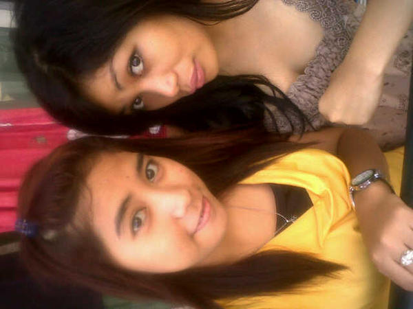 AfietCitra's tweet photo. Me and my sista... http://t.co/FIa5vErG