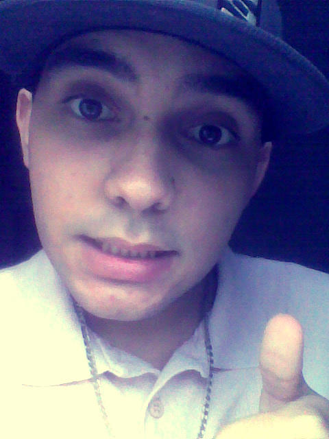 luizsilvaa_'s tweet photo. esse cara sou eu, eu sou o cara ♫♪ rsrs #feioo http://t.co/US8JeBtR