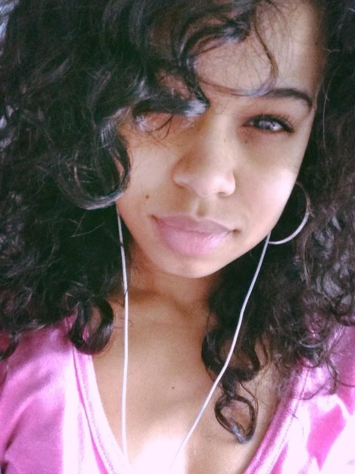 Watch LadyRica22's leaked NSFW photo on TwXstars