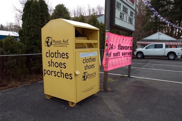 renegagnon's tweet image. new series unveiled soon. #planetaid #StreetArt #consumersociety #porsche