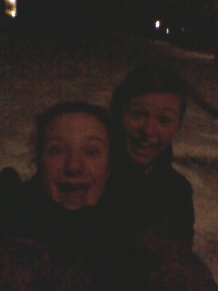 MaaikeGeerdink's tweet photo. Sleeen met lisa, zo leuuk hahahha http://t.co/EGCS05tr