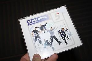 5iveUK's tweet photo. Check it out! @official5ive  @scottlarock5 @abzlove @SeanConlonMusic @RagztoRichez #slamdunkdafunk http://t.co/l0cfq2Ca
