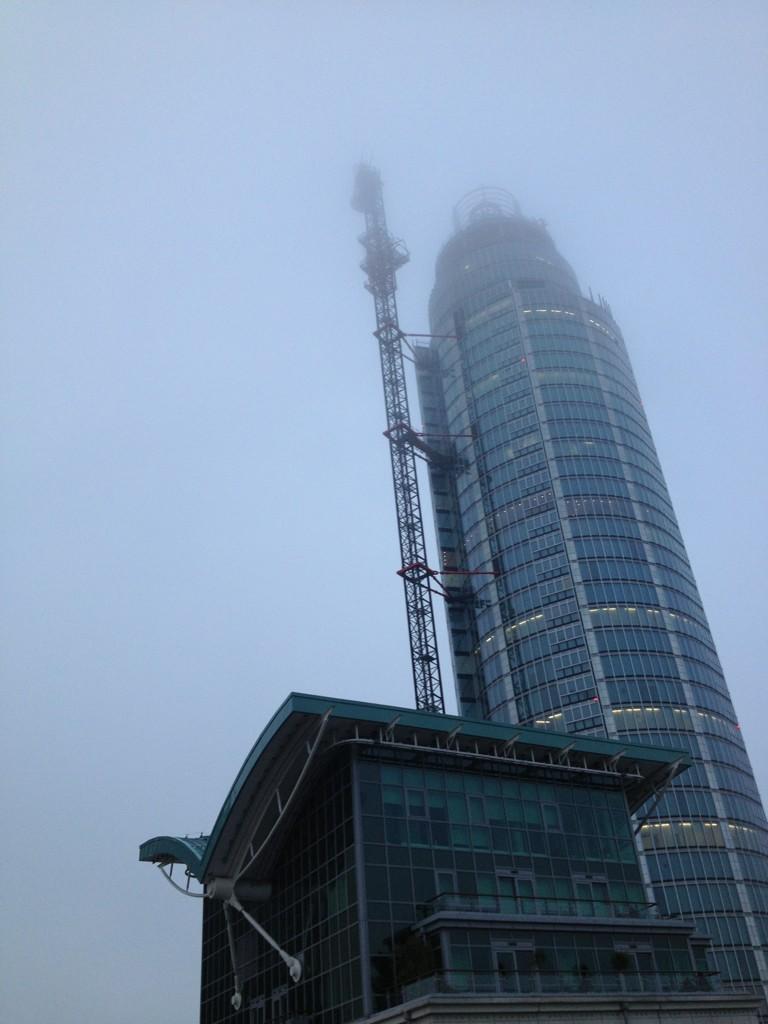 BAt8oyiCIAAvsWb.jpg:large