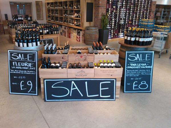 CellarDoorHull's tweet photo. Don't forget to pop down to the Cellar Door! #sale #greatoffers #greatvaluewineinHull #houseoftownend #sale http://t.co/sKGVSo3n