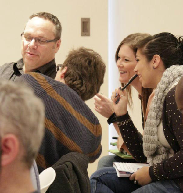 GemvisionEurope's tweet image. Spotted #matrixmasterclass Gemvision&apos;s Kent West (left), Stacie Dingley, Emelia Bianco and the back of Lukasz Doagala