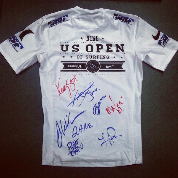 usopenofsurf's tweet photo. Want an autographed US Open jersey? Two easy steps to win! Step 1: You must follow @usopenofsurf Step 2: RT this tweet! http://t.co/DyHNA3k6