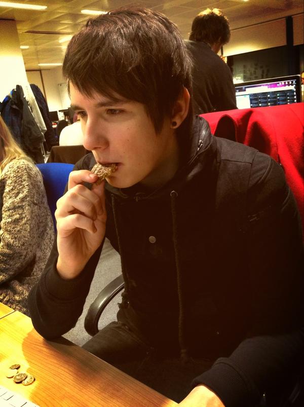 Top Trending UK (top_trend_uk) Twitter